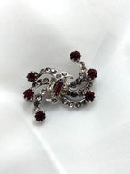 Vintage Rhinestone Bird Brooch – Red & Clear Crystal Pin, 1" x 3/4"