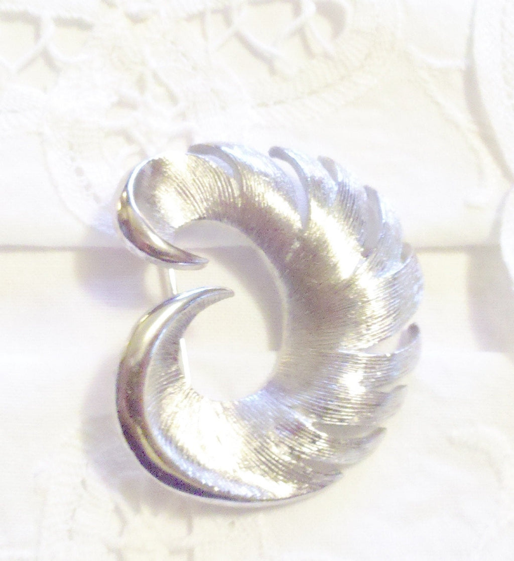 Vintage Torino Twin Swans Brooch – Brushed Silver Tone, Signed Designer Pin