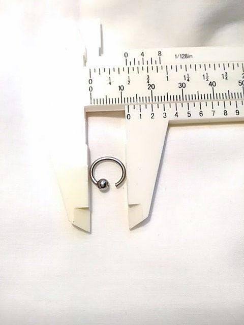 16G Captive Fixed Bead Septum Ring – 316L Surgical Steel, 7/16" Small