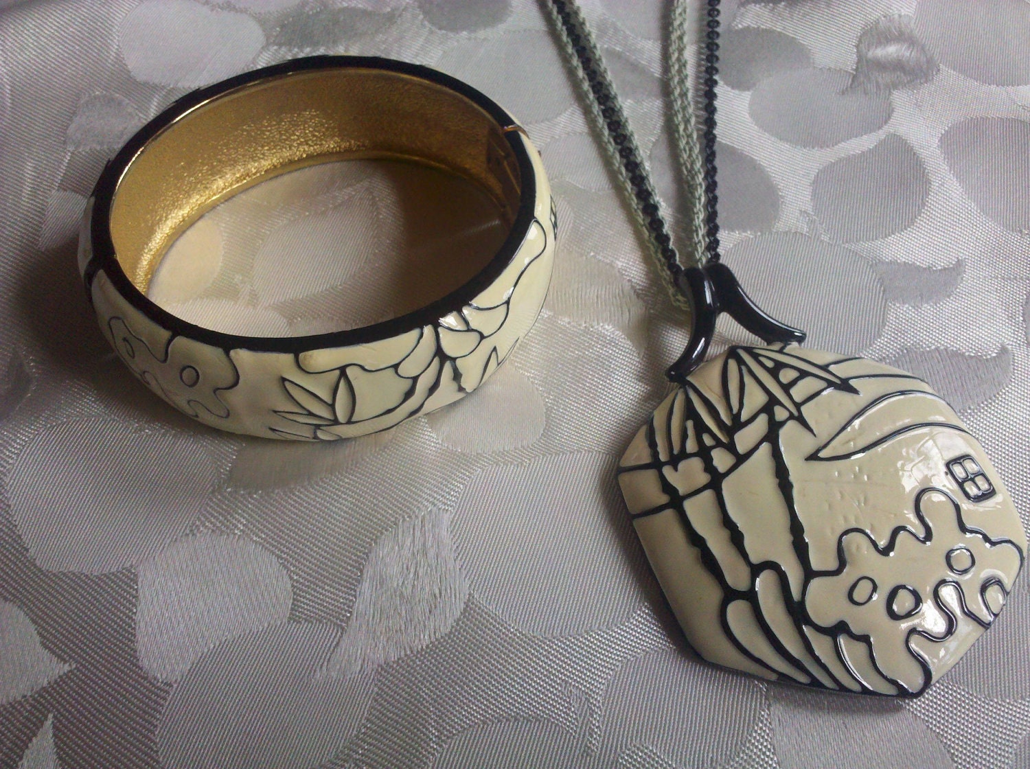 Vintage Art Deco Tropical Palm Enamel Bracelet & Necklace Set – 1980s