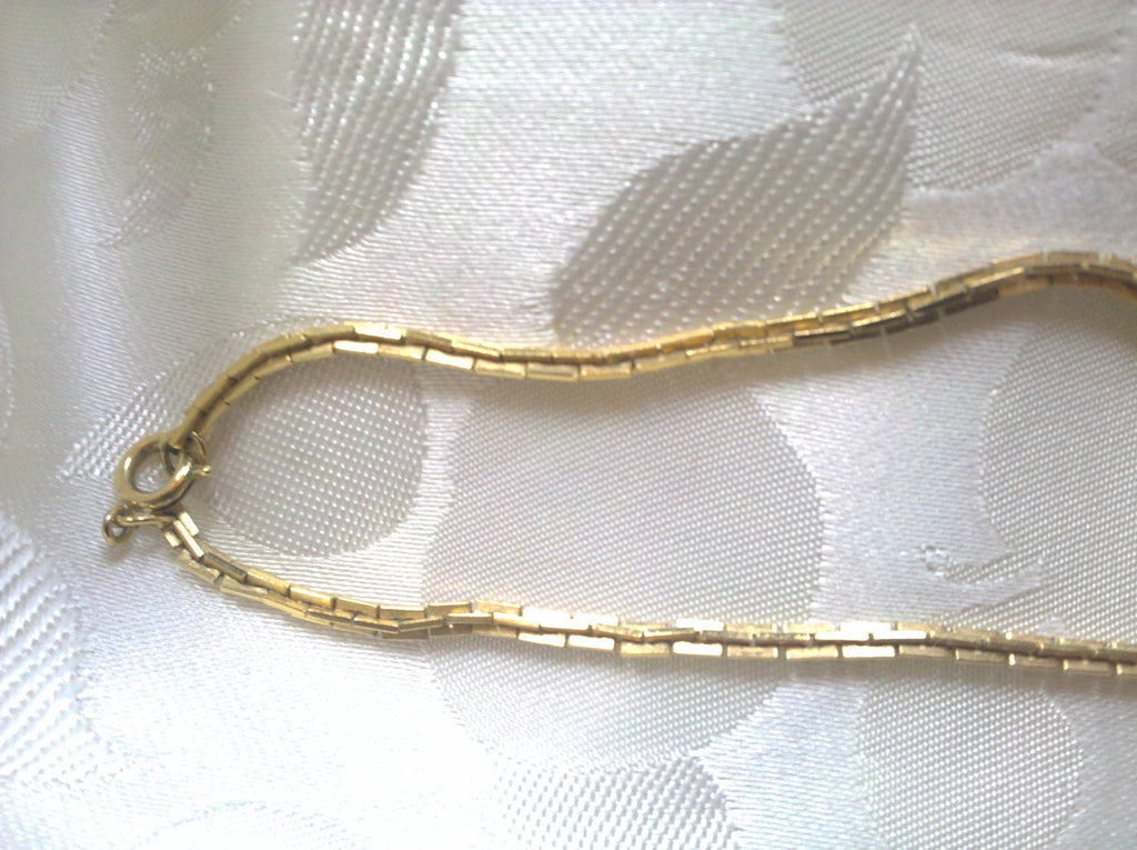 Vintage White & Gold Enamel Pendant Necklace – 18" Gold Tone Chain, 1980s