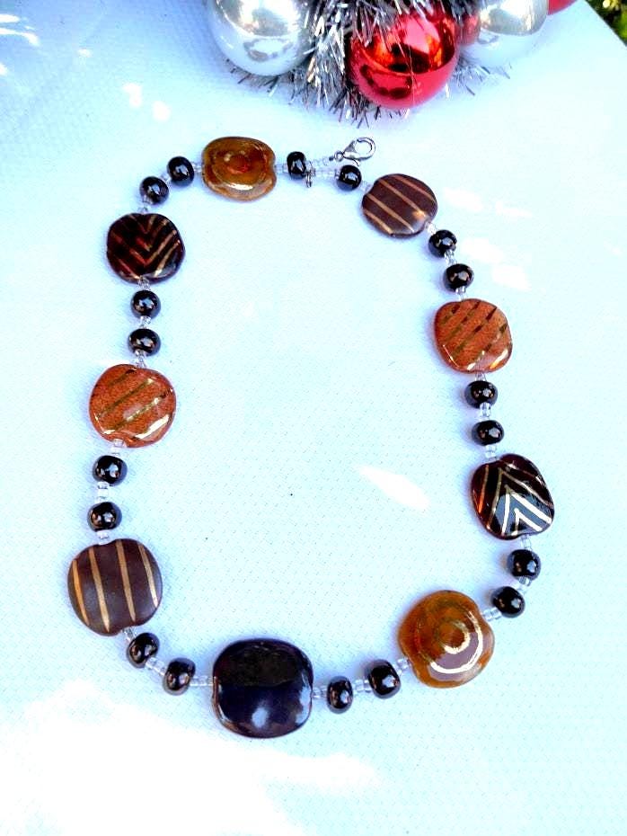 Vintage Lampwork Glass Bead Choker – Fall Colors with Gold Accents, 18"