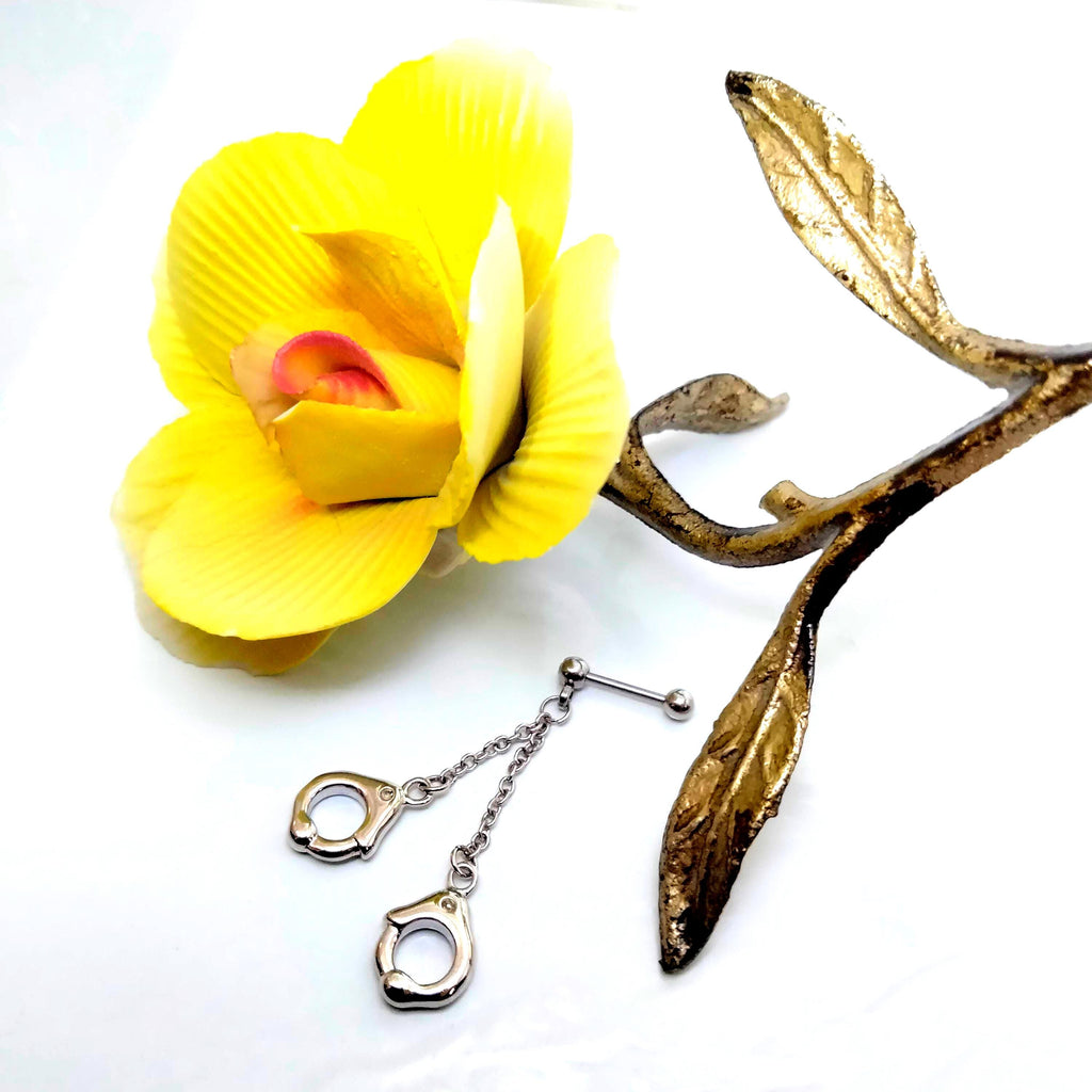 16G Handcuff Dangle Cartilage Stud | Titanium | Helix & Lobe Piercing