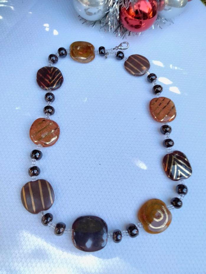 Vintage Lampwork Glass Bead Choker – Fall Colors with Gold Accents, 18"