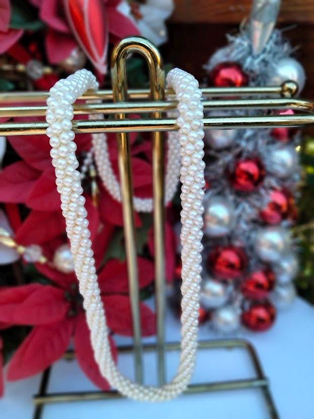 Vintage Faux Creamy White Pearl Crochet Rope Necklace – 12", Slip-Over-Head