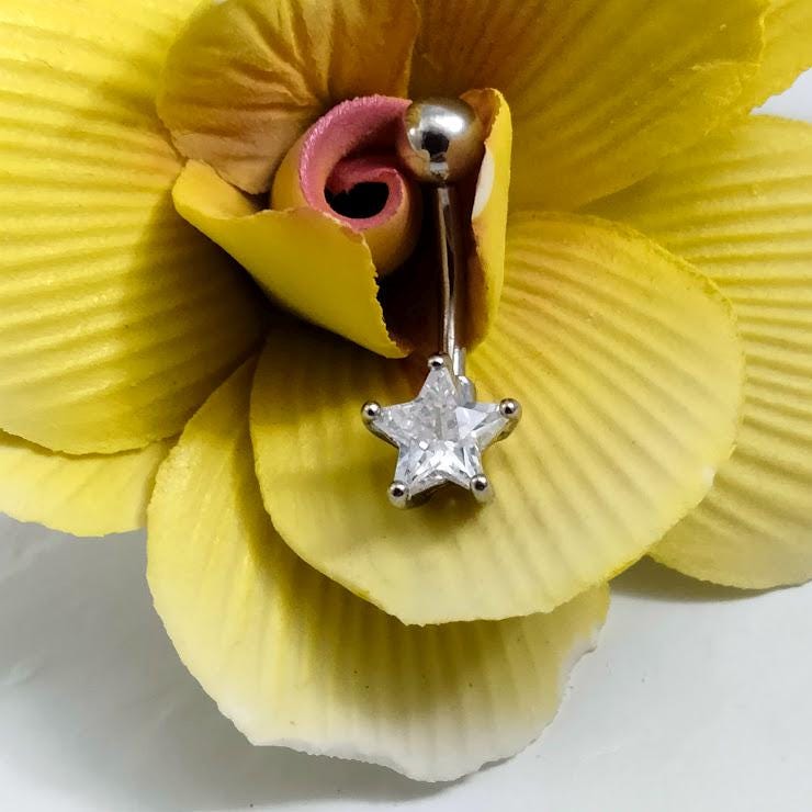Faux Diamond Star Belly Ring – 14G Surgical Steel