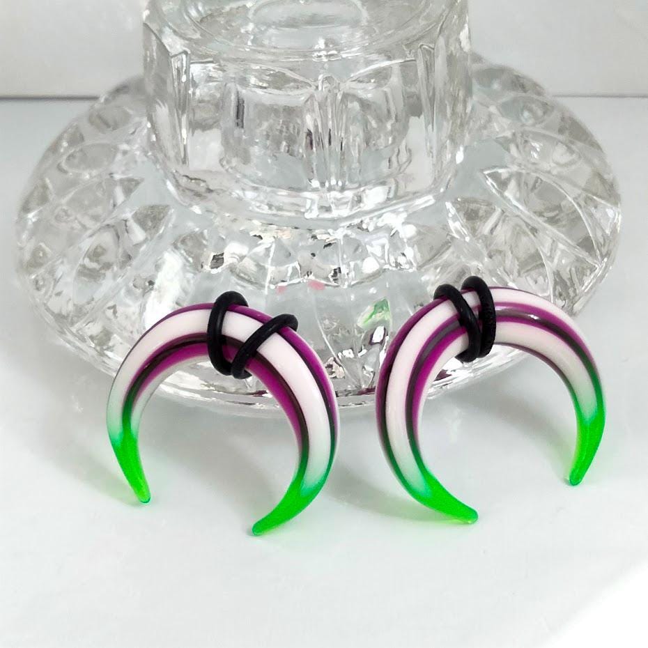 00G UV Reactive Buffalo Pincher Ear Stretcher – White with Purple & Green Stripes, Sold as Pair