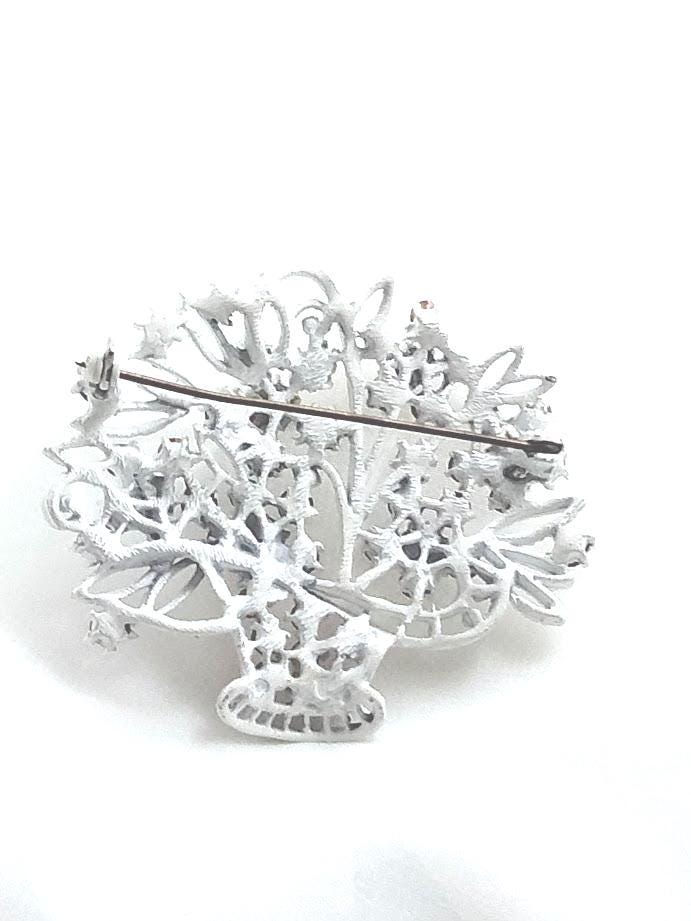 Vintage Rhinestone Flower Basket Brooch – Multicolor Prong-Set Stones, Pristine Condition